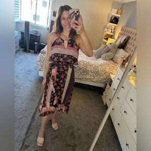 NWOT - VINCE CAMUTO CHIFFON FLORAL DRESS